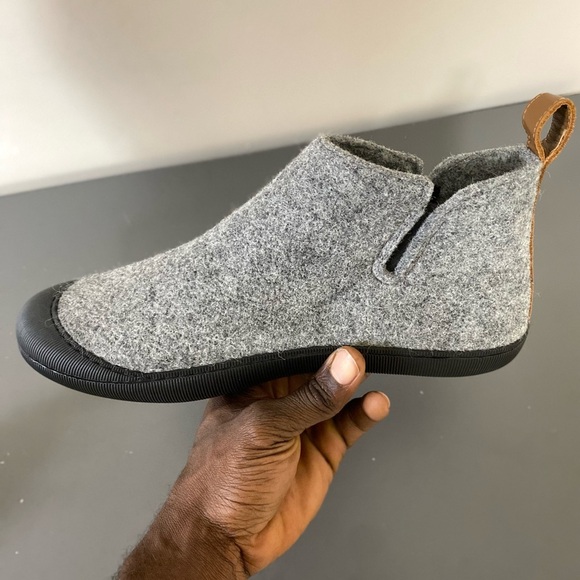 Huckberry Gray and Black Men's Loafers - Picture 11 of 14